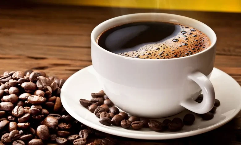 نوشیدن قهوه مفید است یا مضر؟