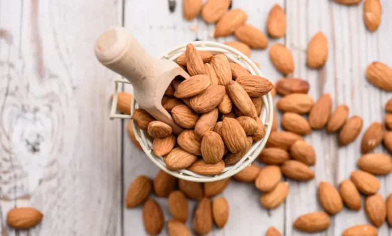 مزایای خوردن بادام خام در صبح برای مغز و حافظه