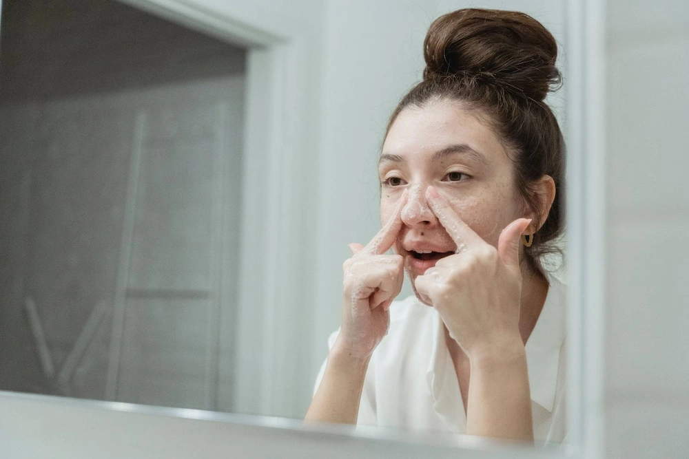 استفاده از ماسک‌ های صورت خانگی 